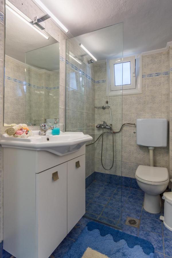 Chalkidiki Beachfront Holiday home *
